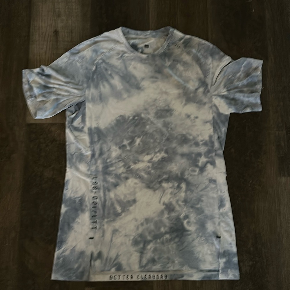 Lululemon always agile short sleeve shirt-small